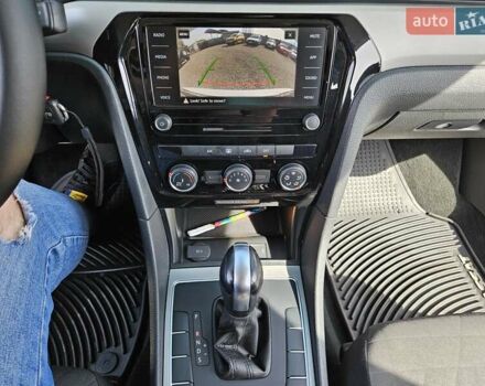 Белый Фольксваген Пассат, объемом двигателя 2 л и пробегом 86 тыс. км за 19200 $, фото 16 на Automoto.ua