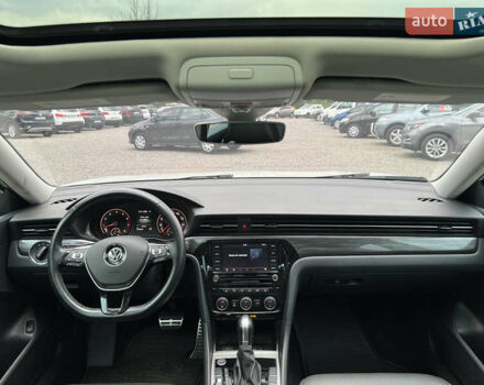 Белый Фольксваген Пассат, объемом двигателя 2 л и пробегом 114 тыс. км за 17950 $, фото 13 на Automoto.ua