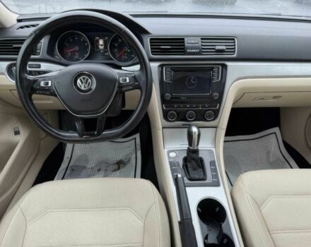 Белый Фольксваген Пассат, объемом двигателя 2 л и пробегом 35 тыс. км за 2800 $, фото 12 на Automoto.ua