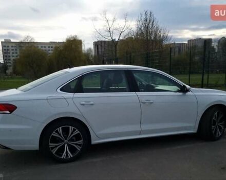 Белый Фольксваген Пассат, объемом двигателя 2 л и пробегом 41 тыс. км за 21600 $, фото 2 на Automoto.ua