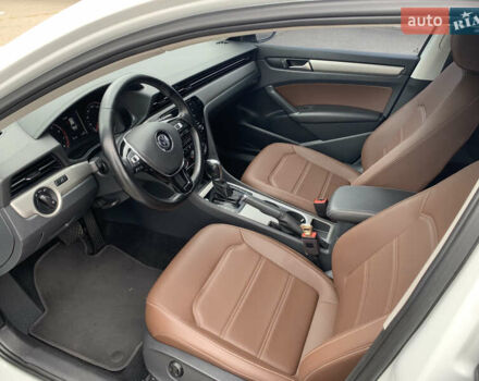 Белый Фольксваген Пассат, объемом двигателя 1.98 л и пробегом 83 тыс. км за 17600 $, фото 21 на Automoto.ua