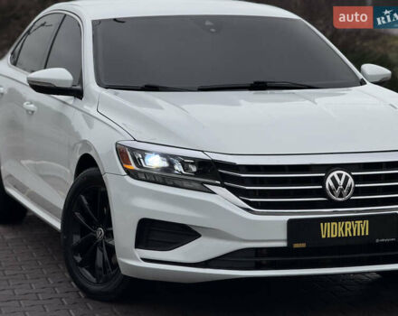 Белый Фольксваген Пассат, объемом двигателя 1.98 л и пробегом 144 тыс. км за 16300 $, фото 4 на Automoto.ua