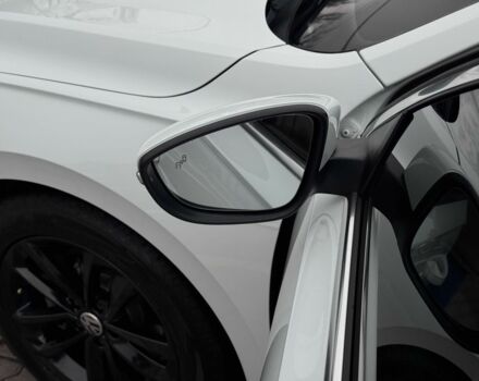 Білий Фольксваген Пассат, об'ємом двигуна 2 л та пробігом 144 тис. км за 16300 $, фото 17 на Automoto.ua