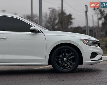 Белый Фольксваген Пассат, объемом двигателя 1.98 л и пробегом 144 тыс. км за 16300 $, фото 8 на Automoto.ua