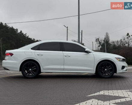 Белый Фольксваген Пассат, объемом двигателя 1.98 л и пробегом 144 тыс. км за 16300 $, фото 7 на Automoto.ua