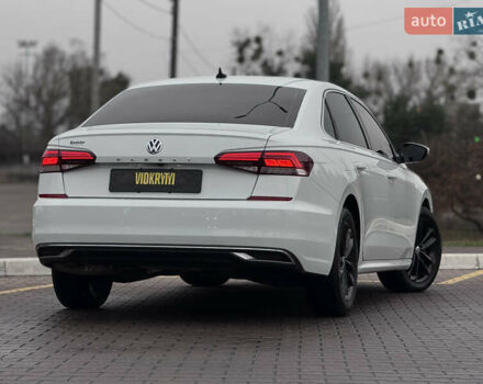 Белый Фольксваген Пассат, объемом двигателя 1.98 л и пробегом 144 тыс. км за 16300 $, фото 19 на Automoto.ua