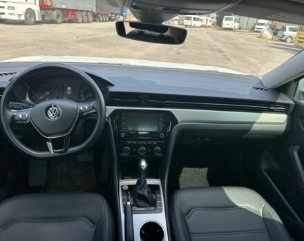 Белый Фольксваген Пассат, объемом двигателя 2 л и пробегом 174 тыс. км за 18500 $, фото 6 на Automoto.ua