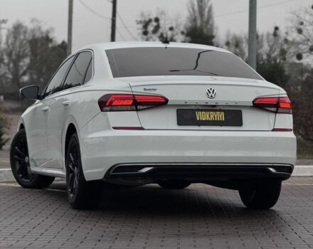 Білий Фольксваген Пассат, об'ємом двигуна 2 л та пробігом 144 тис. км за 16300 $, фото 7 на Automoto.ua