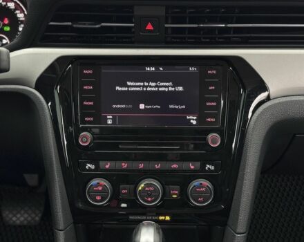 Білий Фольксваген Пассат, об'ємом двигуна 2 л та пробігом 144 тис. км за 16300 $, фото 14 на Automoto.ua