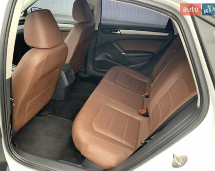 Белый Фольксваген Пассат, объемом двигателя 1.98 л и пробегом 83 тыс. км за 17600 $, фото 13 на Automoto.ua