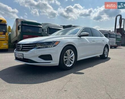 Белый Фольксваген Пассат, объемом двигателя 2 л и пробегом 174 тыс. км за 18500 $, фото 1 на Automoto.ua