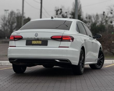 Білий Фольксваген Пассат, об'ємом двигуна 2 л та пробігом 144 тис. км за 16300 $, фото 10 на Automoto.ua