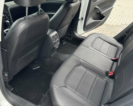 Белый Фольксваген Пассат, объемом двигателя 2 л и пробегом 108 тыс. км за 17999 $, фото 19 на Automoto.ua