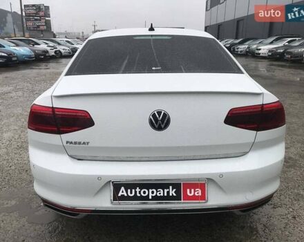 Белый Фольксваген Пассат, объемом двигателя 2 л и пробегом 55 тыс. км за 30990 $, фото 20 на Automoto.ua