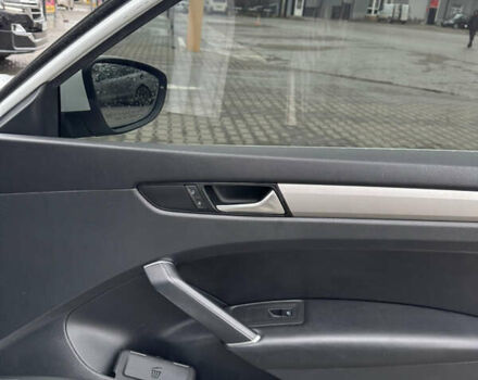 Белый Фольксваген Пассат, объемом двигателя 2 л и пробегом 108 тыс. км за 17999 $, фото 14 на Automoto.ua