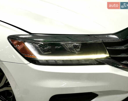 Білий Фольксваген Пассат, об'ємом двигуна 1.98 л та пробігом 72 тис. км за 21000 $, фото 1 на Automoto.ua