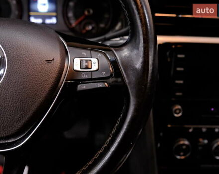 Білий Фольксваген Пассат, об'ємом двигуна 2 л та пробігом 165 тис. км за 16900 $, фото 18 на Automoto.ua