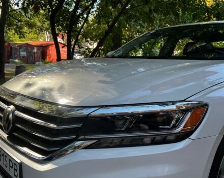 Белый Фольксваген Пассат, объемом двигателя 2 л и пробегом 99 тыс. км за 14500 $, фото 1 на Automoto.ua