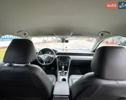 Білий Фольксваген Пассат, об'ємом двигуна 1.98 л та пробігом 120 тис. км за 18800 $, фото 16 на Automoto.ua