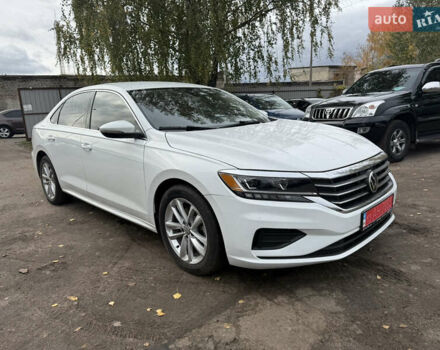 Белый Фольксваген Пассат, объемом двигателя 2 л и пробегом 42 тыс. км за 16700 $, фото 2 на Automoto.ua