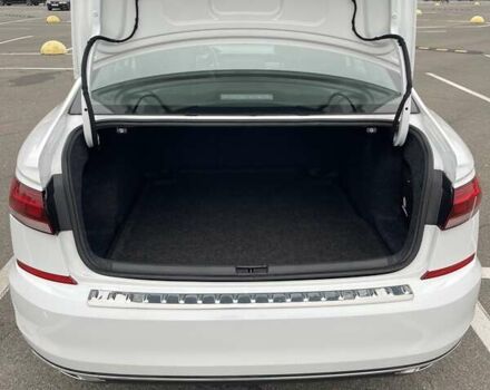 Белый Фольксваген Пассат, объемом двигателя 1.98 л и пробегом 82 тыс. км за 21000 $, фото 16 на Automoto.ua