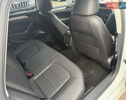 Белый Фольксваген Пассат, объемом двигателя 2 л и пробегом 42 тыс. км за 16700 $, фото 15 на Automoto.ua