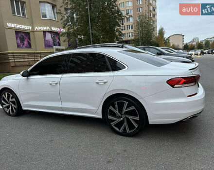 Белый Фольксваген Пассат, объемом двигателя 2 л и пробегом 65 тыс. км за 20850 $, фото 26 на Automoto.ua