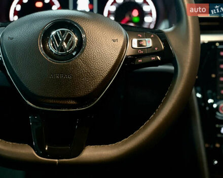 Білий Фольксваген Пассат, об'ємом двигуна 1.98 л та пробігом 72 тис. км за 21000 $, фото 48 на Automoto.ua