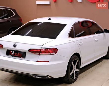 Білий Фольксваген Пассат, об'ємом двигуна 2 л та пробігом 165 тис. км за 16900 $, фото 13 на Automoto.ua