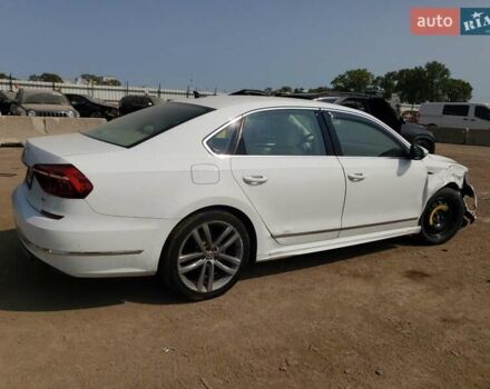 Білий Фольксваген Пассат, об'ємом двигуна 1.8 л та пробігом 97 тис. км за 2700 $, фото 2 на Automoto.ua
