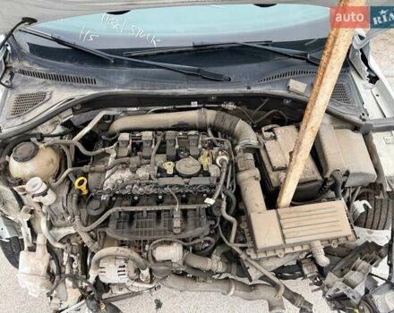 Белый Фольксваген Пассат, объемом двигателя 2 л и пробегом 123 тыс. км за 7600 $, фото 21 на Automoto.ua