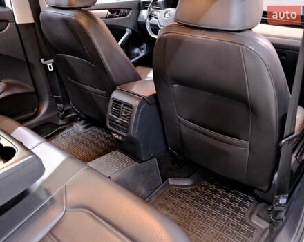 Білий Фольксваген Пассат, об'ємом двигуна 2 л та пробігом 165 тис. км за 16900 $, фото 37 на Automoto.ua