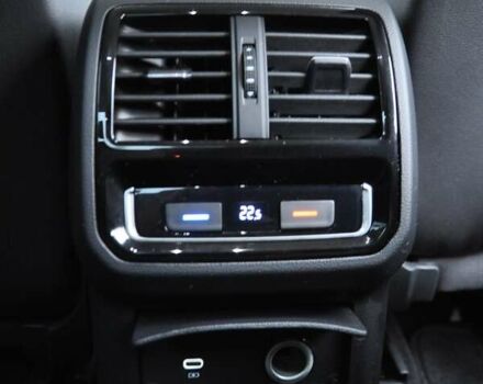 Белый Фольксваген Пассат, объемом двигателя 1.97 л и пробегом 78 тыс. км за 27000 $, фото 19 на Automoto.ua