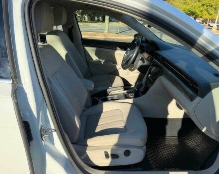 Білий Фольксваген Пассат, об'ємом двигуна 2 л та пробігом 31 тис. км за 4300 $, фото 7 на Automoto.ua