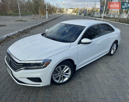 Білий Фольксваген Пассат, об'ємом двигуна 1.98 л та пробігом 62 тис. км за 19100 $, фото 7 на Automoto.ua