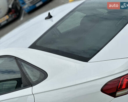 Білий Фольксваген Пассат, об'ємом двигуна 1.98 л та пробігом 70 тис. км за 19500 $, фото 26 на Automoto.ua