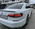 Фольксваген Пассат 2020 в Киеве на Automoto.ua Белый Фольксваген Пассат, объемом двигателя 2 л и пробегом 65 тыс. км за 21500 $, фото 1 на Automoto.ua