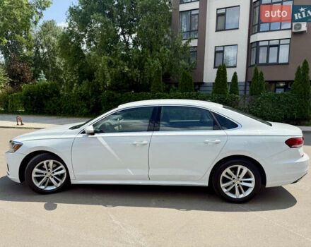 Білий Фольксваген Пассат, об'ємом двигуна 2 л та пробігом 152 тис. км за 18300 $, фото 5 на Automoto.ua