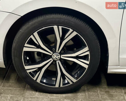 Білий Фольксваген Пассат, об'ємом двигуна 1.98 л та пробігом 72 тис. км за 21000 $, фото 10 на Automoto.ua