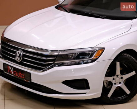 Білий Фольксваген Пассат, об'ємом двигуна 2 л та пробігом 165 тис. км за 16900 $, фото 10 на Automoto.ua