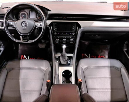 Білий Фольксваген Пассат, об'ємом двигуна 2 л та пробігом 165 тис. км за 16900 $, фото 43 на Automoto.ua