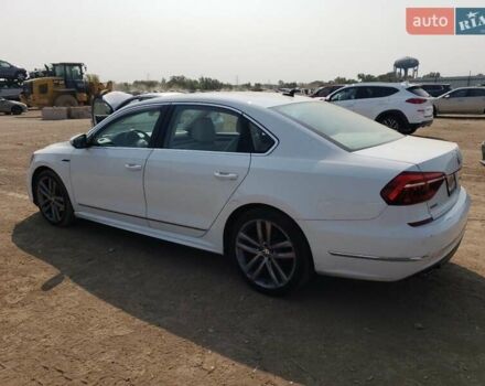 Білий Фольксваген Пассат, об'ємом двигуна 1.8 л та пробігом 97 тис. км за 2700 $, фото 1 на Automoto.ua