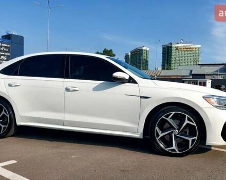 Белый Фольксваген Пассат, объемом двигателя 2 л и пробегом 76 тыс. км за 21900 $, фото 5 на Automoto.ua