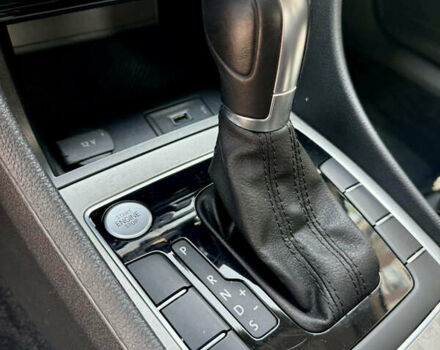 Білий Фольксваген Пассат, об'ємом двигуна 2 л та пробігом 152 тис. км за 18300 $, фото 17 на Automoto.ua