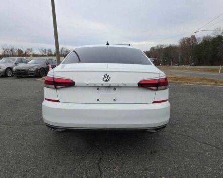 Белый Фольксваген Пассат, объемом двигателя 2 л и пробегом 40 тыс. км за 3400 $, фото 6 на Automoto.ua