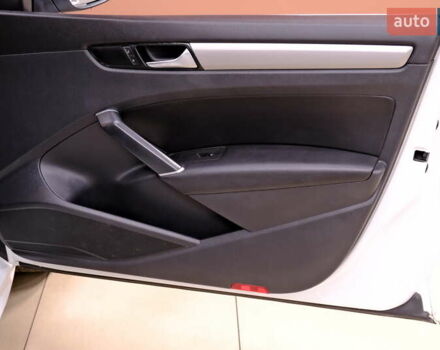 Білий Фольксваген Пассат, об'ємом двигуна 2 л та пробігом 165 тис. км за 16900 $, фото 39 на Automoto.ua