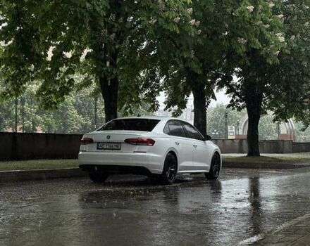 Белый Фольксваген Пассат, объемом двигателя 1.98 л и пробегом 164 тыс. км за 18000 $, фото 3 на Automoto.ua