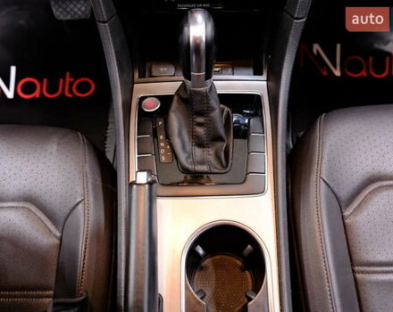 Білий Фольксваген Пассат, об'ємом двигуна 2 л та пробігом 165 тис. км за 16900 $, фото 16 на Automoto.ua