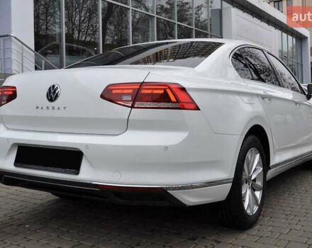 Белый Фольксваген Пассат, объемом двигателя 1.97 л и пробегом 78 тыс. км за 27000 $, фото 8 на Automoto.ua