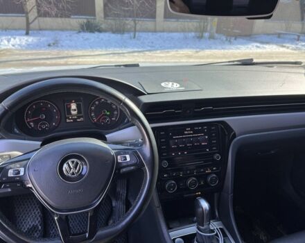 Білий Фольксваген Пассат, об'ємом двигуна 2 л та пробігом 75 тис. км за 16400 $, фото 8 на Automoto.ua